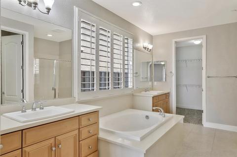 1351 Como Dr, Manteca, CA 95337 photo 25
