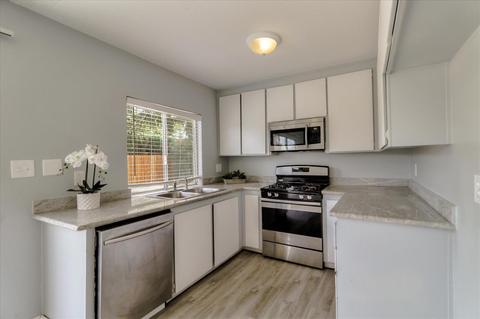 2240 Martin Rd, Tracy, CA 95376 photo 9