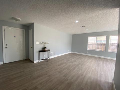 2240 Martin Rd, Tracy, CA 95376 photo 3