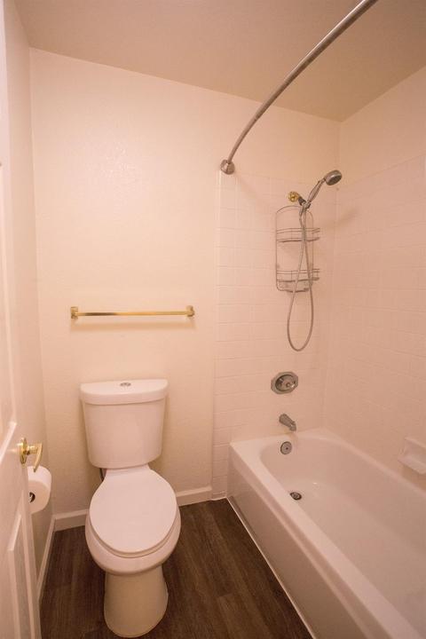 1241 Villaverde Ln, Davis, CA 95618 photo 32