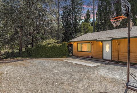 13193 Tabeaud Rd, Pine Grove, CA 95665 photo 2