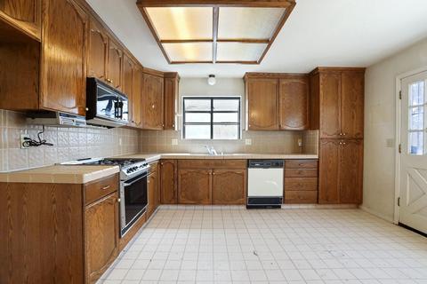 326 Sparrow Ln, Lodi, CA 95240 photo 9