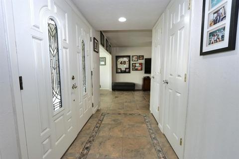 5100 Love Way, Carmichael, CA 95608 photo 4