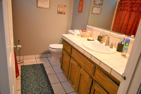 1004 Bordeaux Dr, Modesto, CA 95351 photo 23