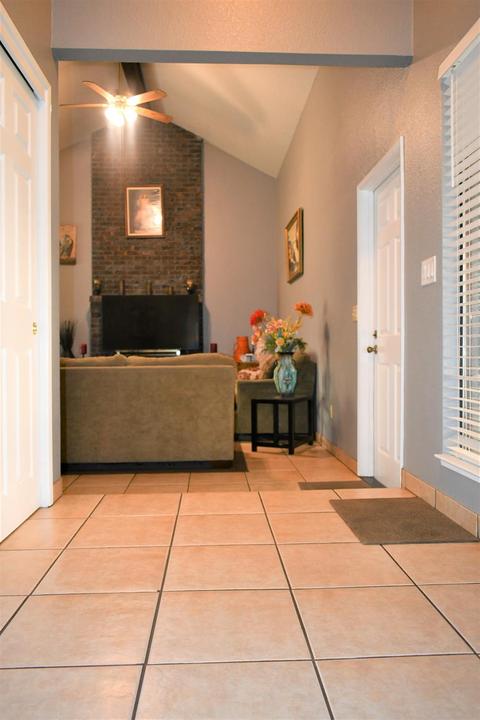 1004 Bordeaux Dr, Modesto, CA 95351 photo 7