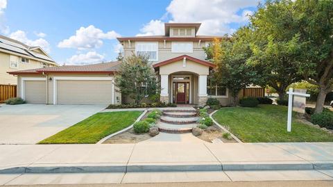 2484 Limoges St, Tracy, CA 95304 photo 1