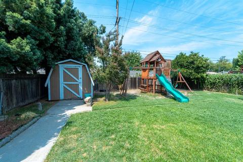 917 Multnomah Dr, Modesto, CA 95350 photo 24