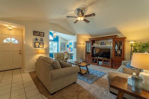 917 Multnomah Dr, Modesto, CA 95350 photo 4
