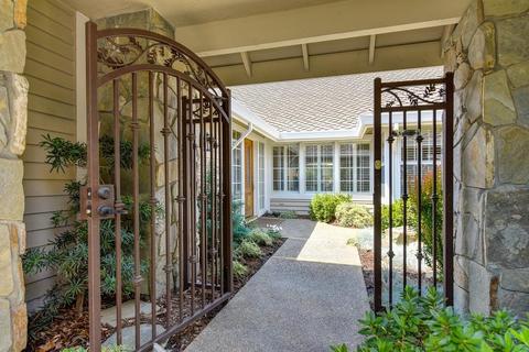 1209 Kingsford Dr, Carmichael, CA 95608 photo 4