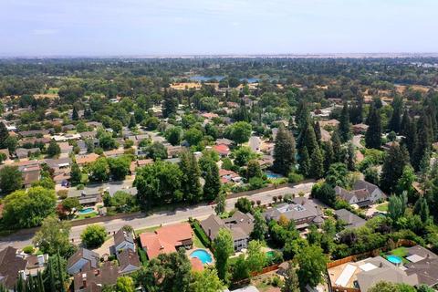 1209 Kingsford Dr, Carmichael, CA 95608 photo 55
