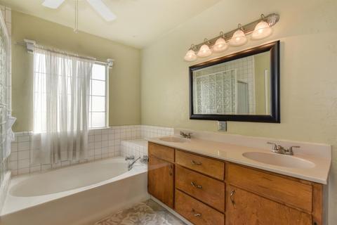 129 Wilson Ave, Modesto, CA 95354 photo 30