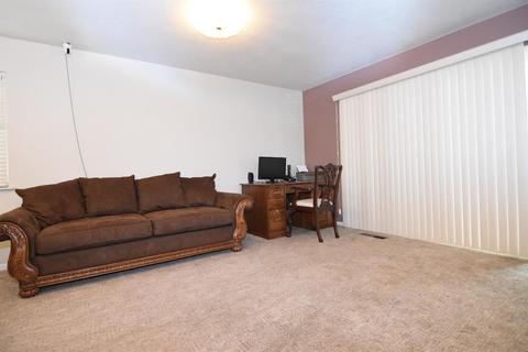 621 Meadowlark Dr, Turlock, CA 95382 photo 11
