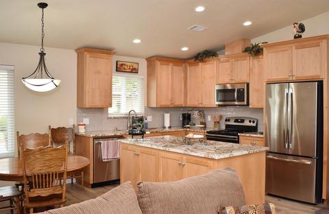 511 Brandywine Dr, Lodi, CA 95240 photo 4