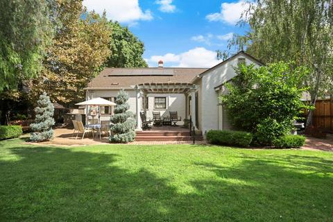 904 W Turner Rd, Lodi, CA 95242 photo 40
