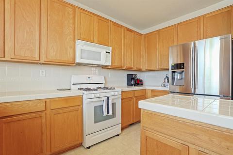 2304 Steinbeck Dr, Modesto, CA 95356 photo 15