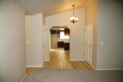 2217 Sunmist Ln, Modesto, CA 95355 photo 3