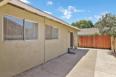 1814 Floyd Ave, Modesto, CA 95355 photo 29