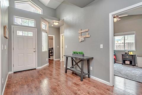 4137 Singing Tree Way, Antelope, CA 95843 photo 2