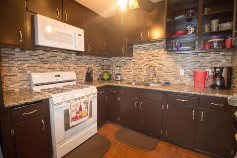 2900 5th St, Hughson, CA 95326 photo 4