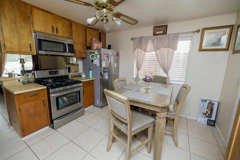 905 Stone Pine Way, Modesto, CA 95351 photo 12