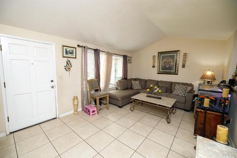 905 Stone Pine Way, Modesto, CA 95351 photo 7