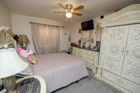 905 Stone Pine Way, Modesto, CA 95351 photo 16