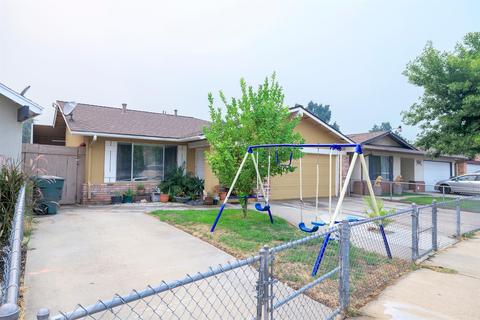 905 Stone Pine Way, Modesto, CA 95351 photo 1