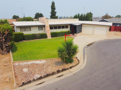 7431 Pine St, Hughson, CA 95326 photo 1