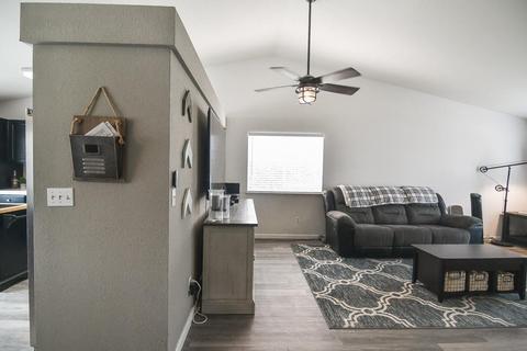 1240 Shawn Ct, Lathrop, CA 95330 photo 12
