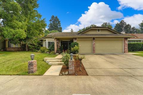 8022 Falcon View Dr, Antelope, CA 95843 photo 2