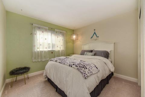 8022 Falcon View Dr, Antelope, CA 95843 photo 25