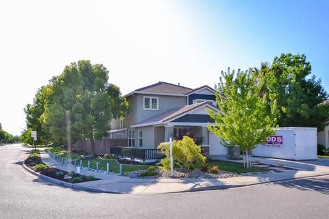 4209 Drakeshire Ct, Modesto, CA 95356 photo 2