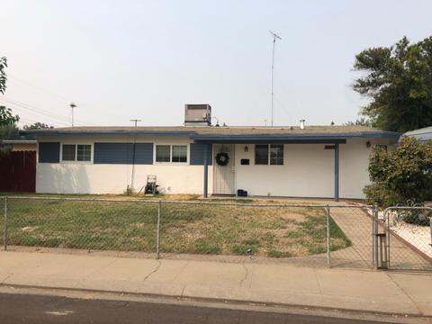 1421 Thorsen Ave, Modesto, CA 95355 photo 1