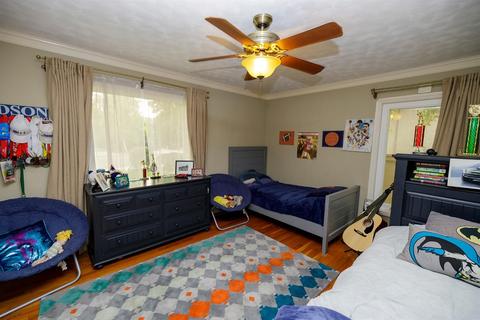 209 Griswold Ave, Modesto, CA 95350 photo 49