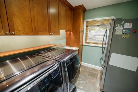209 Griswold Ave, Modesto, CA 95350 photo 31