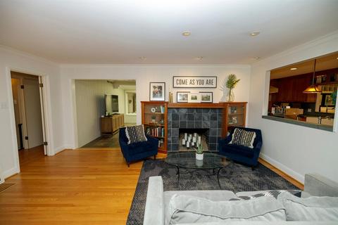 209 Griswold Ave, Modesto, CA 95350 photo 15
