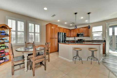 973 Courtyards Loop, Lincoln, CA 95648 photo 5