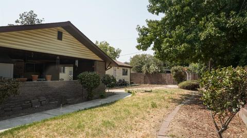 585 N St, Lathrop, CA 95330 photo 4