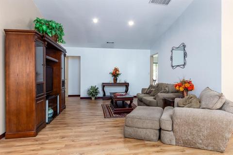 3575 Sue Pam Dr, Carmichael, CA 95608 photo 4