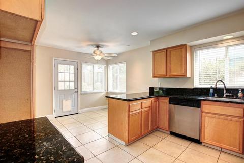 5913 Ashworth Way, Carmichael, CA 95608 photo 14