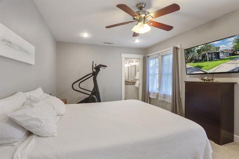 202 Olive Ave, Modesto, CA 95350 photo 29