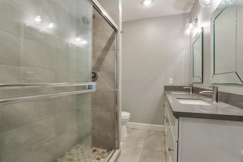 202 Olive Ave, Modesto, CA 95350 photo 31