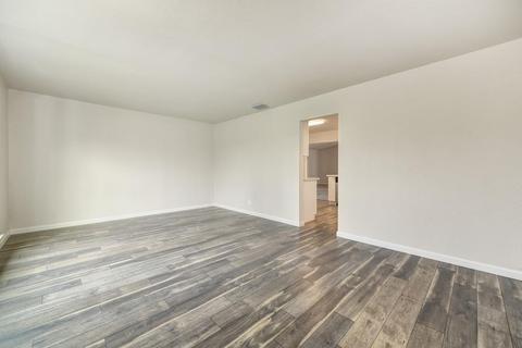 622 E North St, Manteca, CA 95336 photo 8