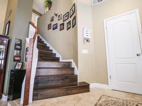 118 Sutcliffe Cir, Folsom, CA 95630 photo 3