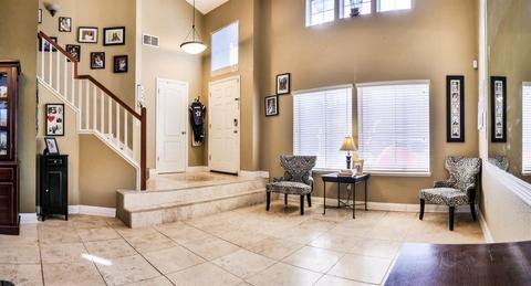 118 Sutcliffe Cir, Folsom, CA 95630 photo 2