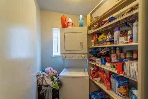 220 S 3rd St, Patterson, CA 95363 photo 8