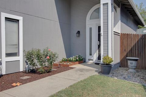 8236 Bluehaven Ct, Antelope, CA 95843 photo 9