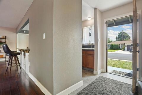 1813 Robbie Ave, Modesto, CA 95350 photo 4