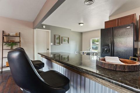 1813 Robbie Ave, Modesto, CA 95350 photo 23