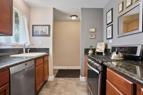 1813 Robbie Ave, Modesto, CA 95350 photo 9